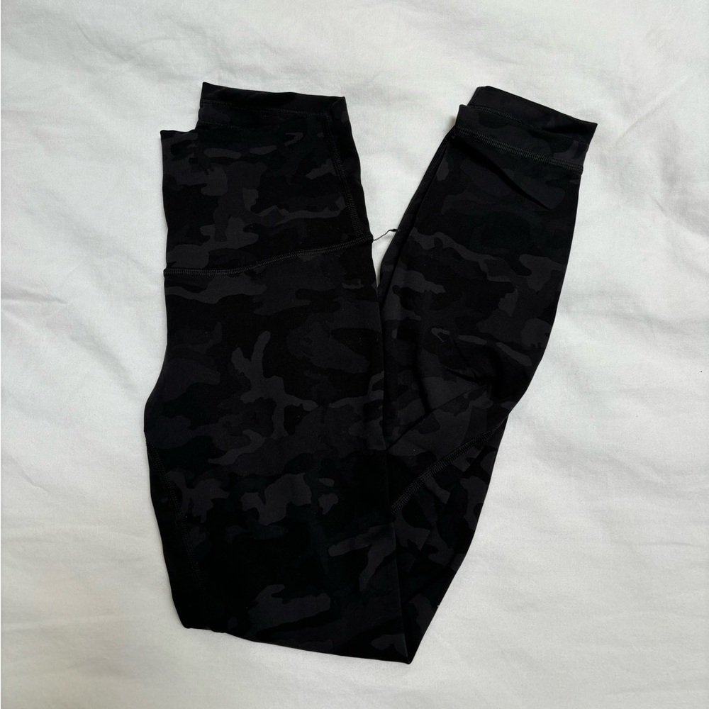 Lululemon wunder under camo leggings